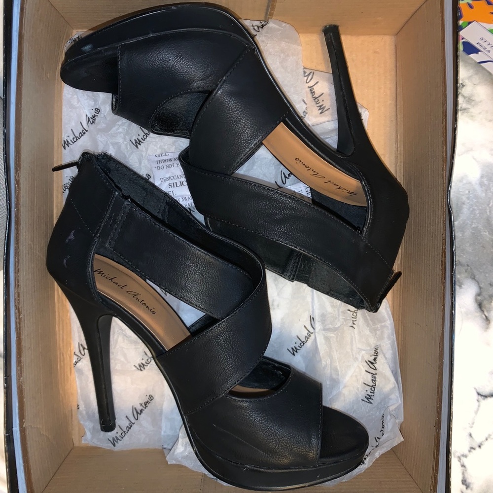 Michael Antonio Heels